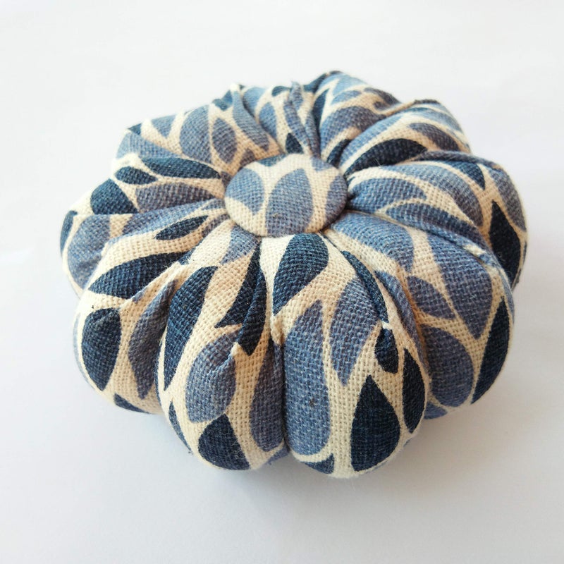 CUSHYSTORE Leave Navy Large Pincushion Pin Needle Cushion Pumpkin Safety for Sewing Sewer Gift 3.5" - Image 5